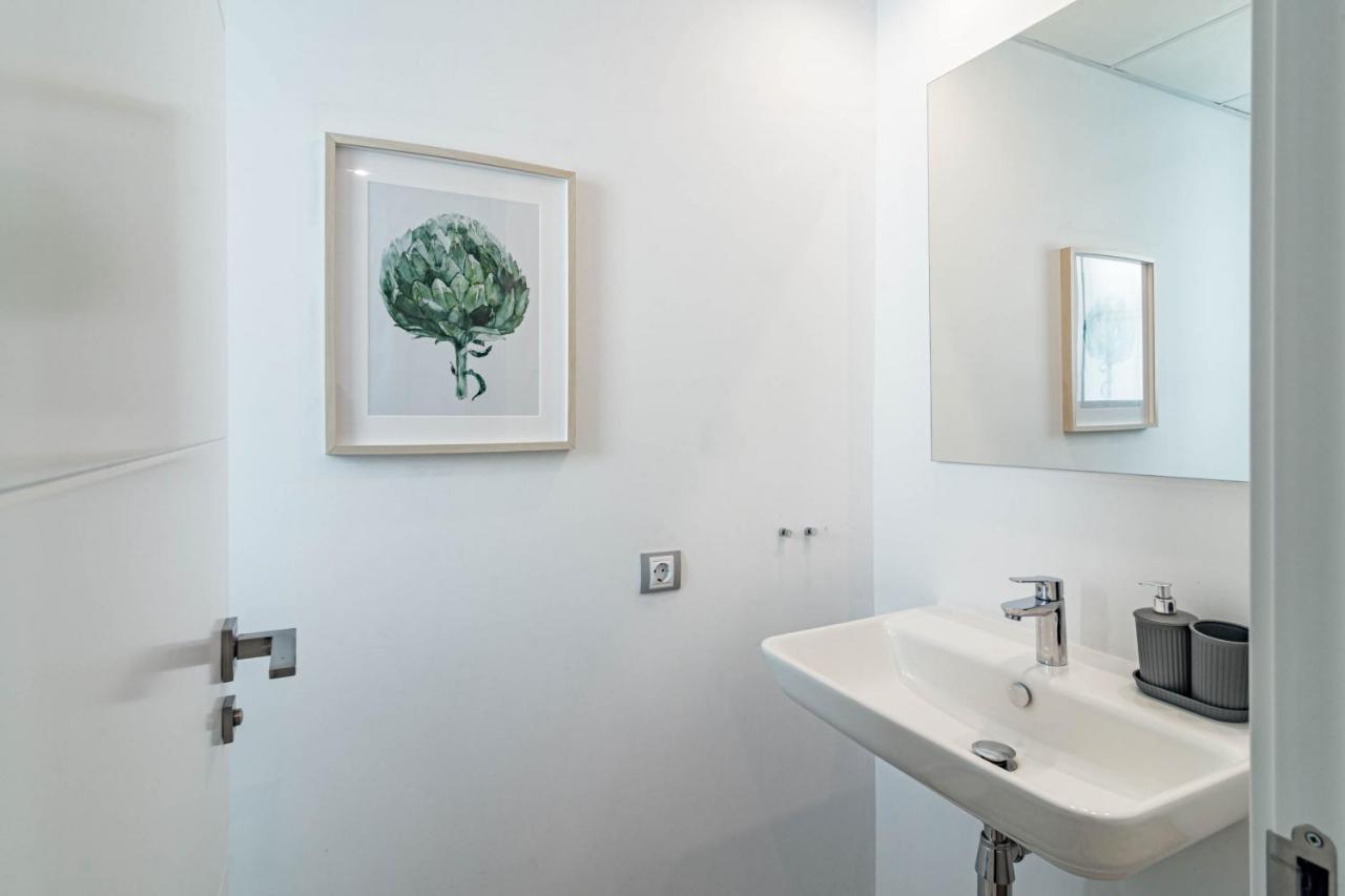 Luxury 3 Bedroom Townhouse On Marbellas Golden Mile With Walking Distance Puerto Banus Marbella