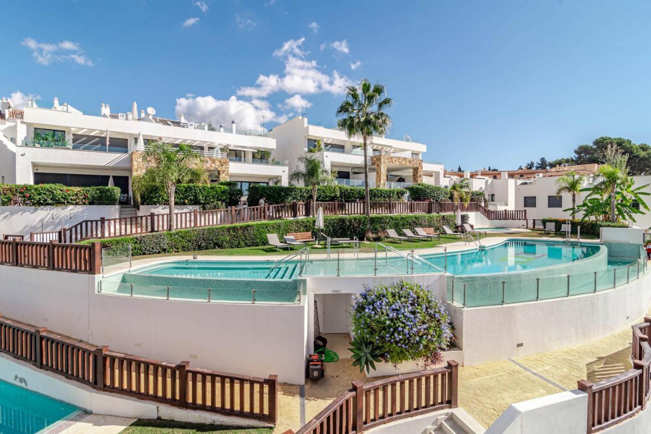 Luxury 3 Bedroom Townhouse On Marbellas Golden Mile With Walking Distance Puerto Banus Сasa de vacaciones *