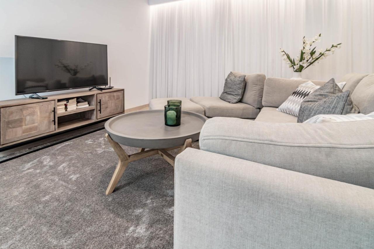 Luxury 3 Bedroom Townhouse On Marbellas Golden Mile With Walking Distance Puerto Banus * Marbella