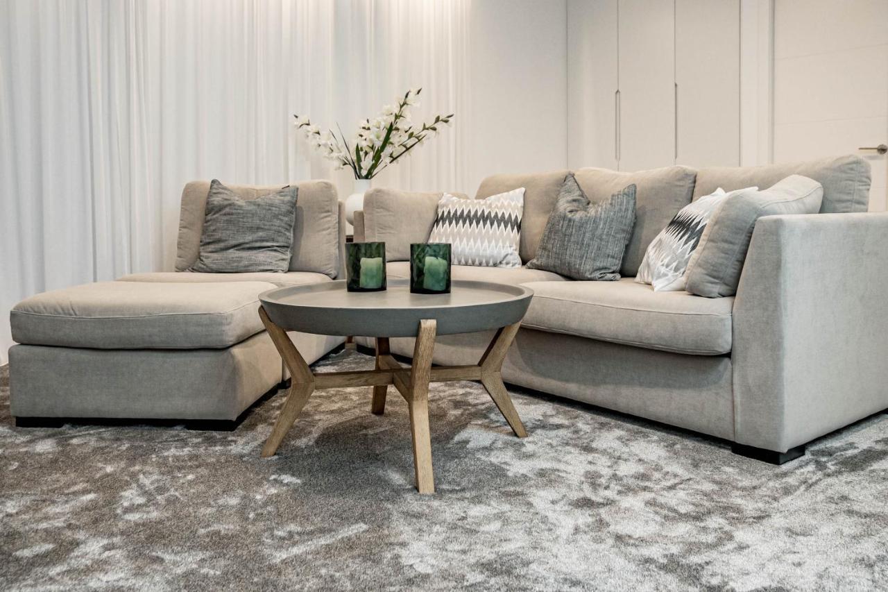 Luxury 3 Bedroom Townhouse On Marbellas Golden Mile With Walking Distance Puerto Banus *