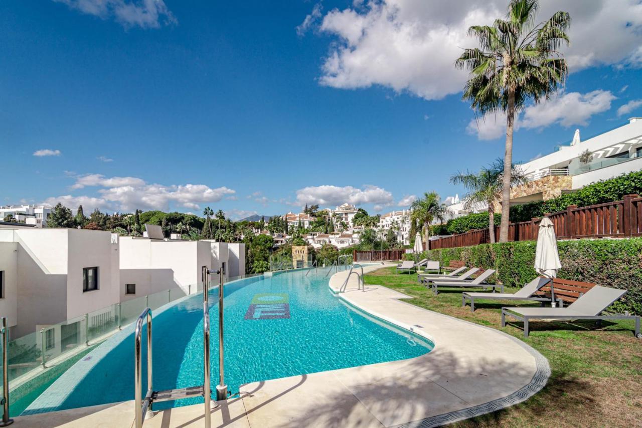 Luxury 3 Bedroom Townhouse On Marbellas Golden Mile With Walking Distance Puerto Banus