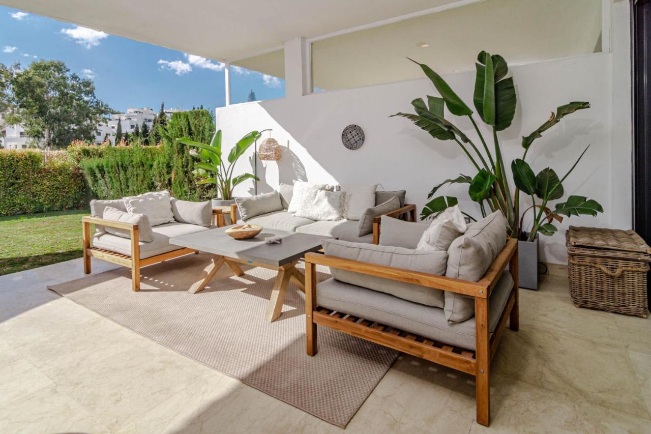 Luxury 3 Bedroom Townhouse On Marbellas Golden Mile With Walking Distance Puerto Banus Сasa de vacaciones *
