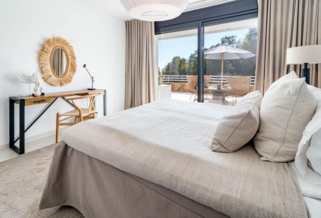Luxury 3 Bedroom Townhouse On Marbellas Golden Mile With Walking Distance Puerto Banus * Marbella